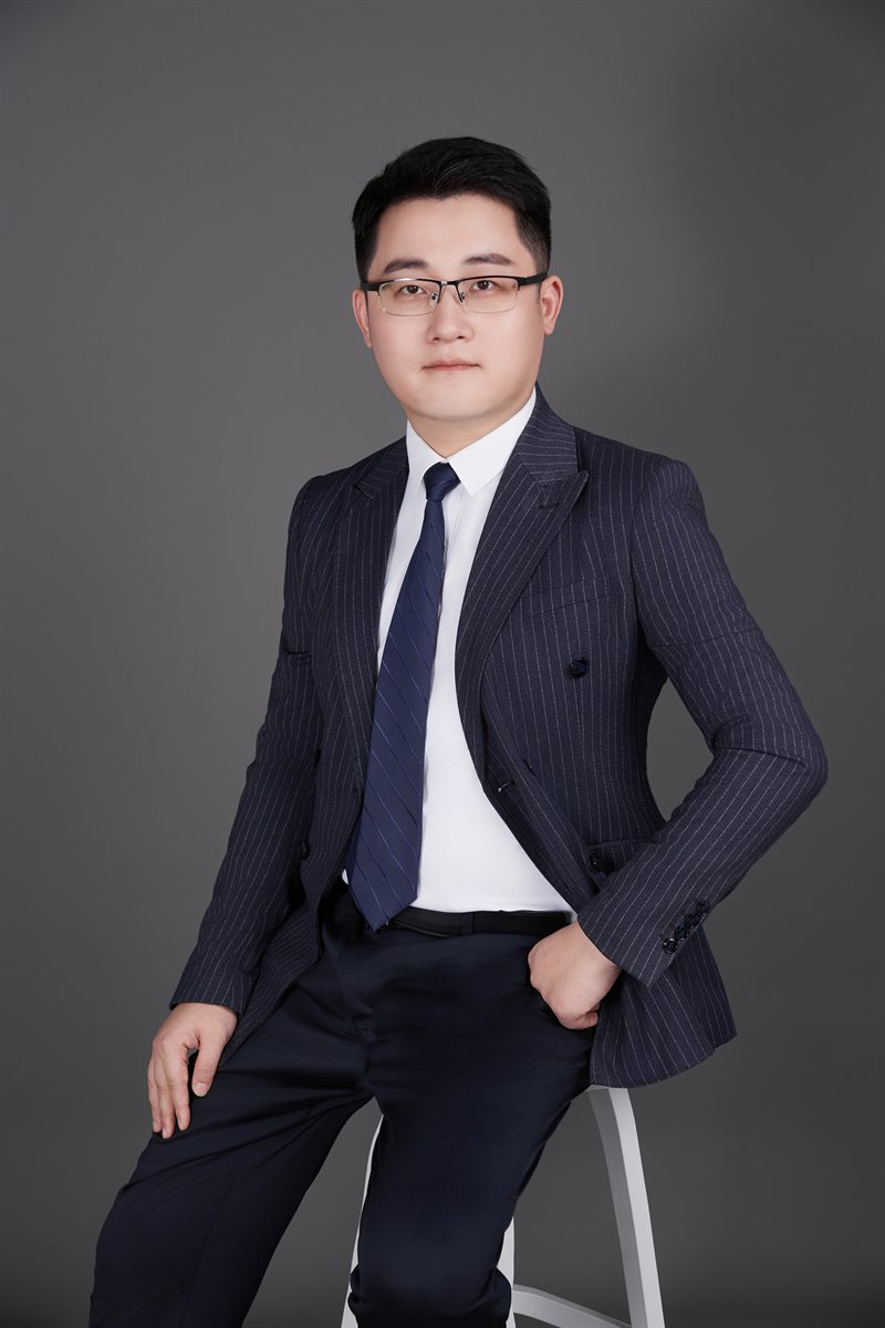 刘振律师头像